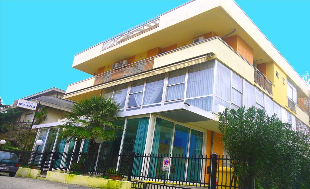 Hotel Maena Ρίμινι Εξωτερικό φωτογραφία