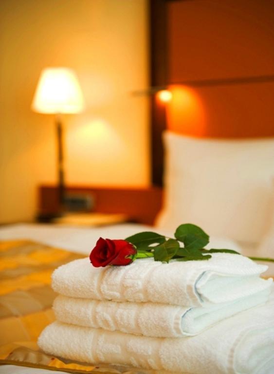 Hotel Maena Ρίμινι Εξωτερικό φωτογραφία